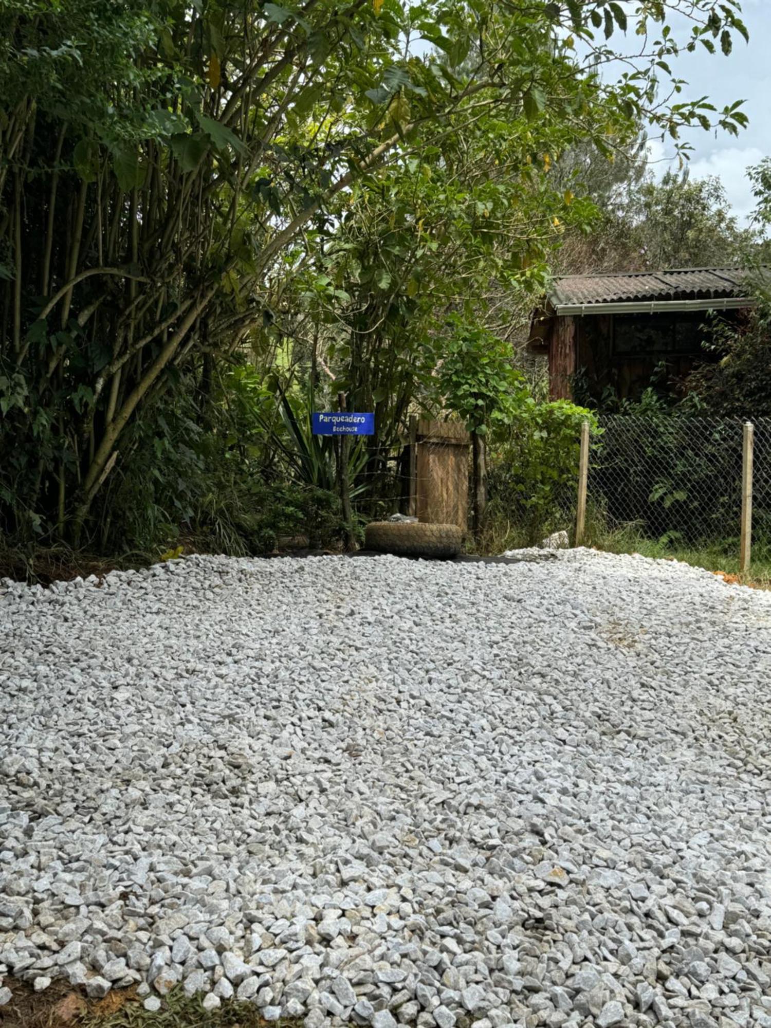 Beehouse Arvi Cabana Guarne Ngoại thất bức ảnh